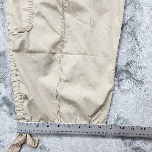 Vintage St Johns Bay Pants Women 16 Tan Khaki Cargo Capri Drawstring Hem Stretch - Picture 10 of 11